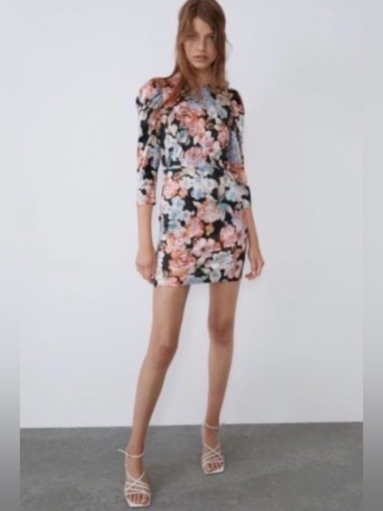 Zara Dresses & Skirts - Zara - Colorful Floral Print Quarter Puff Long Sleeves Mini Dress Size Medium
